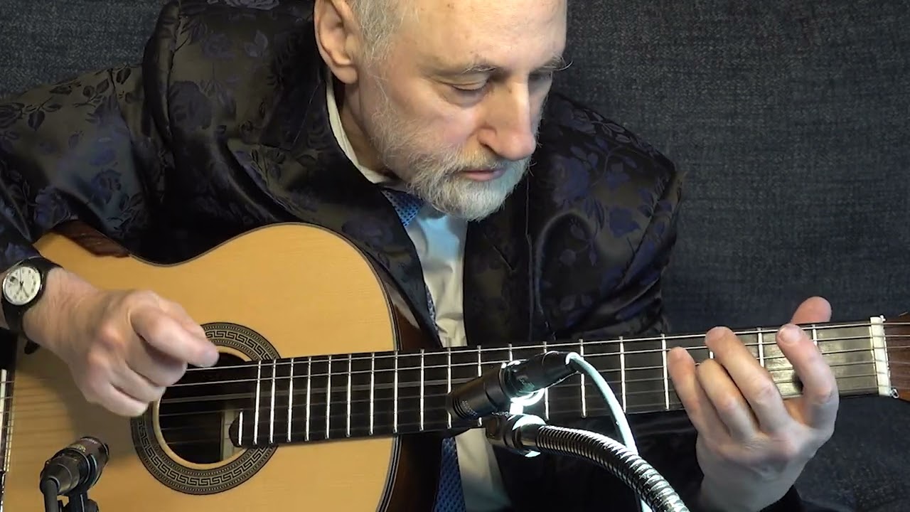 Shir Shir Yigal Calek A"H. Arranged for the classical Guitar by Yaakov Kranz (Kumzitzer Rebbe)