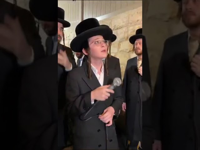 #music בנצי קלצקין שר ויהיו רחמייך #piano #singer #bentzikletzkin #hasidic #touching #kidssong