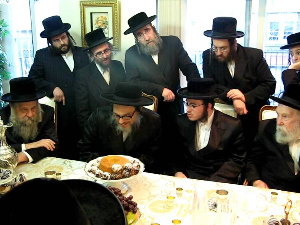 Engagement of the Pupa Rebbe Grandson