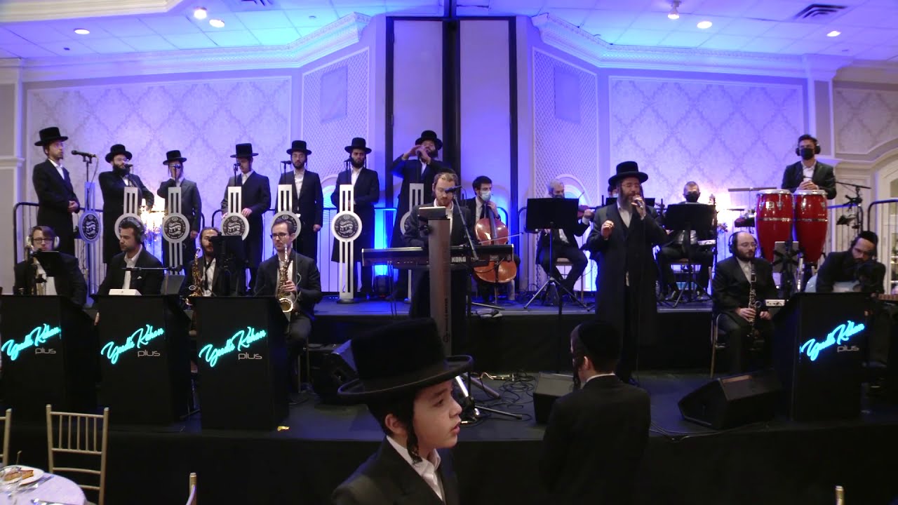 Yanky Daskal & Shira Choir "Ma Ashiv" - Yeedle Kahan Plus יענקי דסקל עם מקהלת שירה - מה אשיב