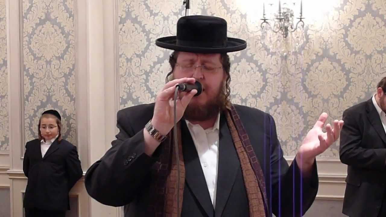 Chazan (Cantor) Moshe Laufer singing Vaydaber Moshe at Boston Butushan Mikolayev Chassuna