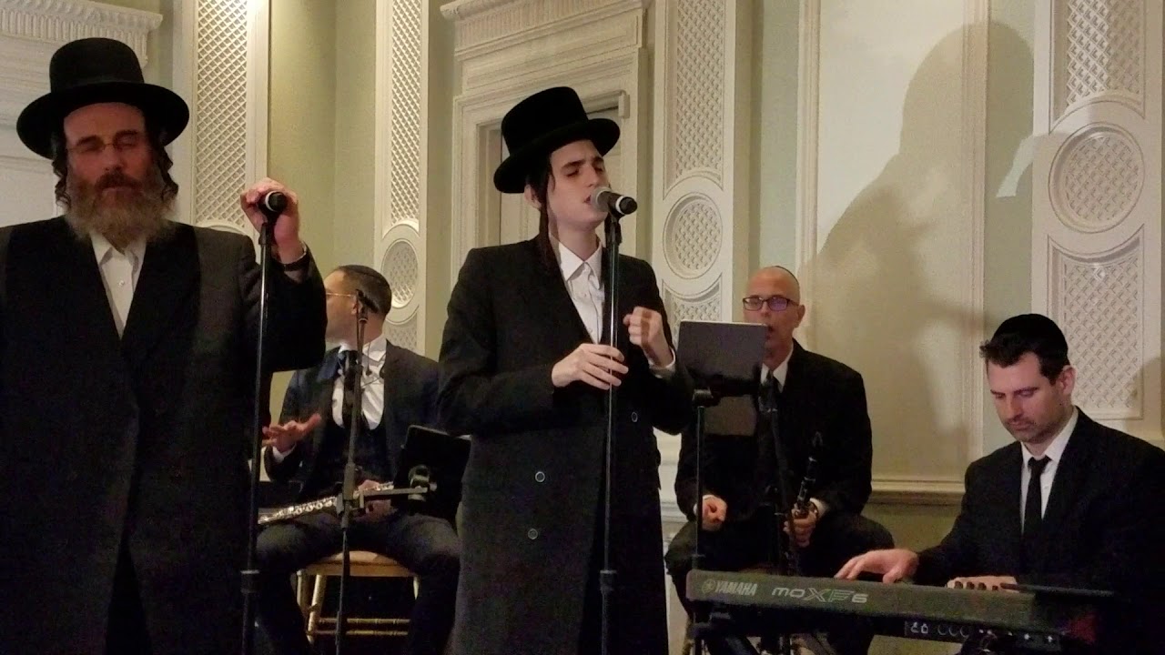Nafshi Chamda Duet - Motty Steinmetz, Isaac Honig, Shira Chior, Blue Melody Band