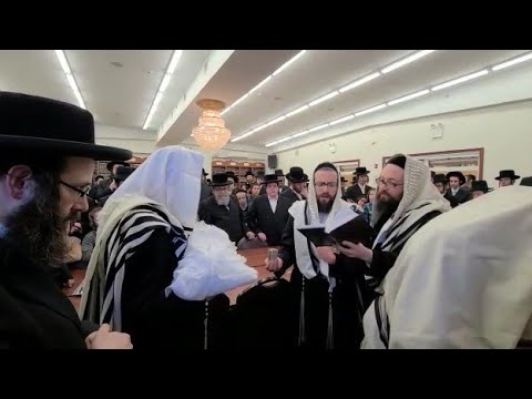 Rabbi Yoel Roth Naming His Newborn Yechezkol After His Grandfather Rabbi Yechezkol Roth ZT"L