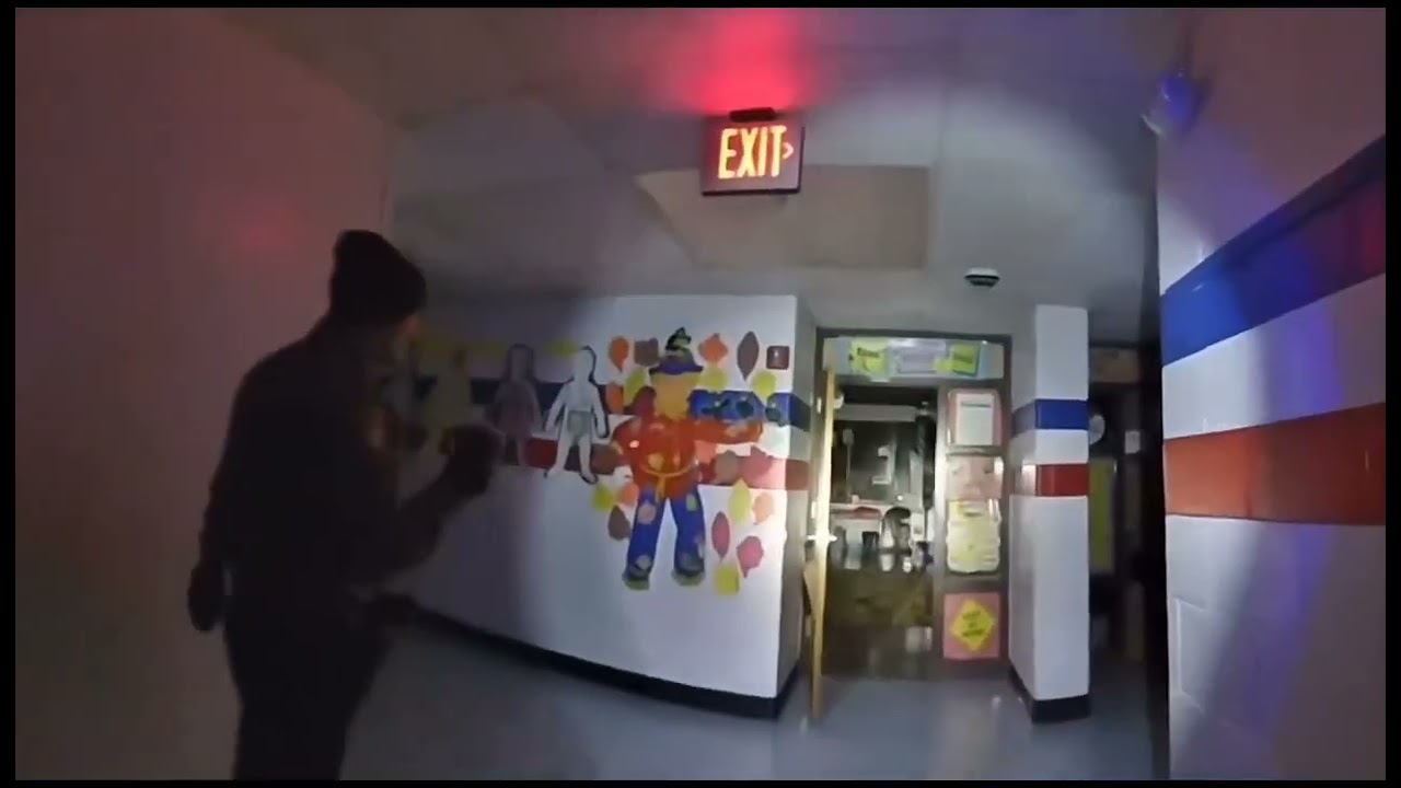 Police Chase Deer Through Toms River Elementary School