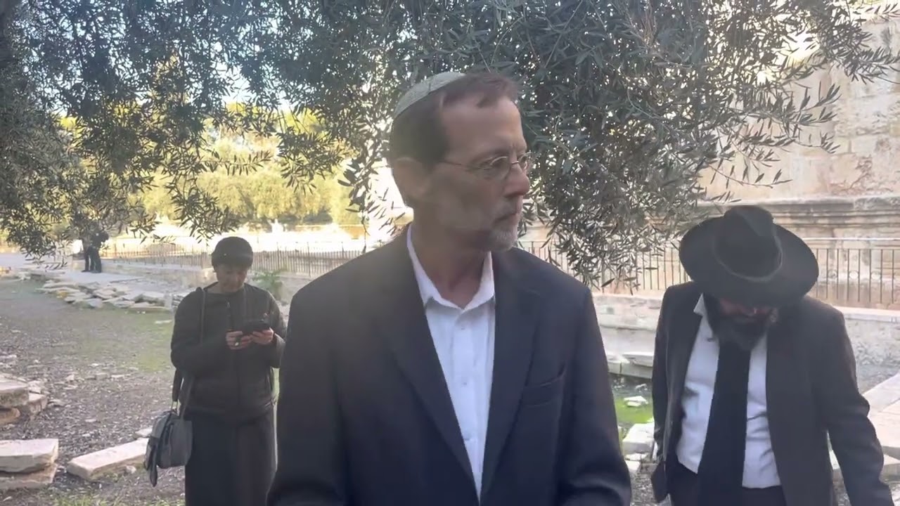 חג החנוכה הינו חג הכינון הקדושה הבשורה והיעוד של בית המקדש | משה פייגלין בהר הבית