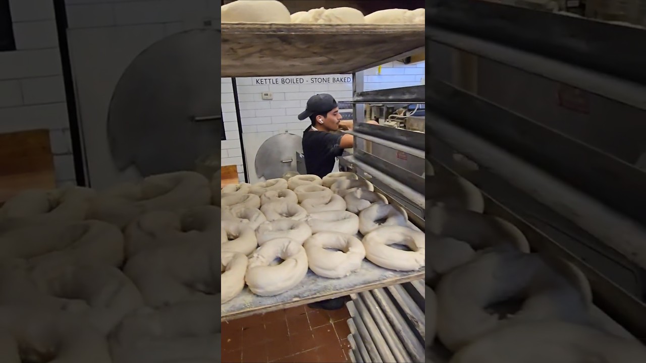 Tour with us at Bagel King in Jackson NJ & check out our delicious, fresh, kettle-cooked bagels 🍩🥯.