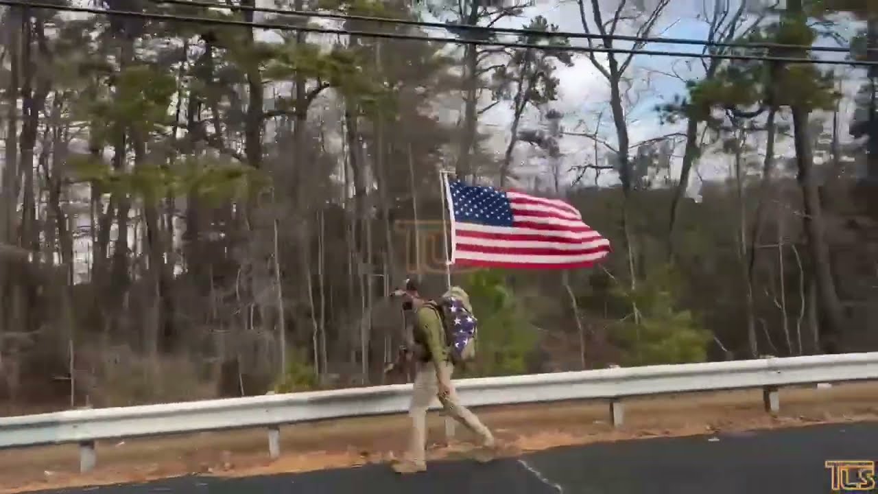 Man in military uniform honors veterans in Lakewood