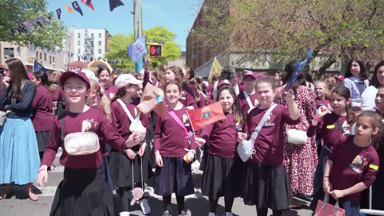 Lag Baomer March - Crown Heights 5786