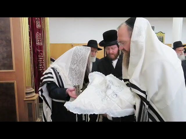Mialen Rebbe At A Bris In Vienna - Tammuz 5783