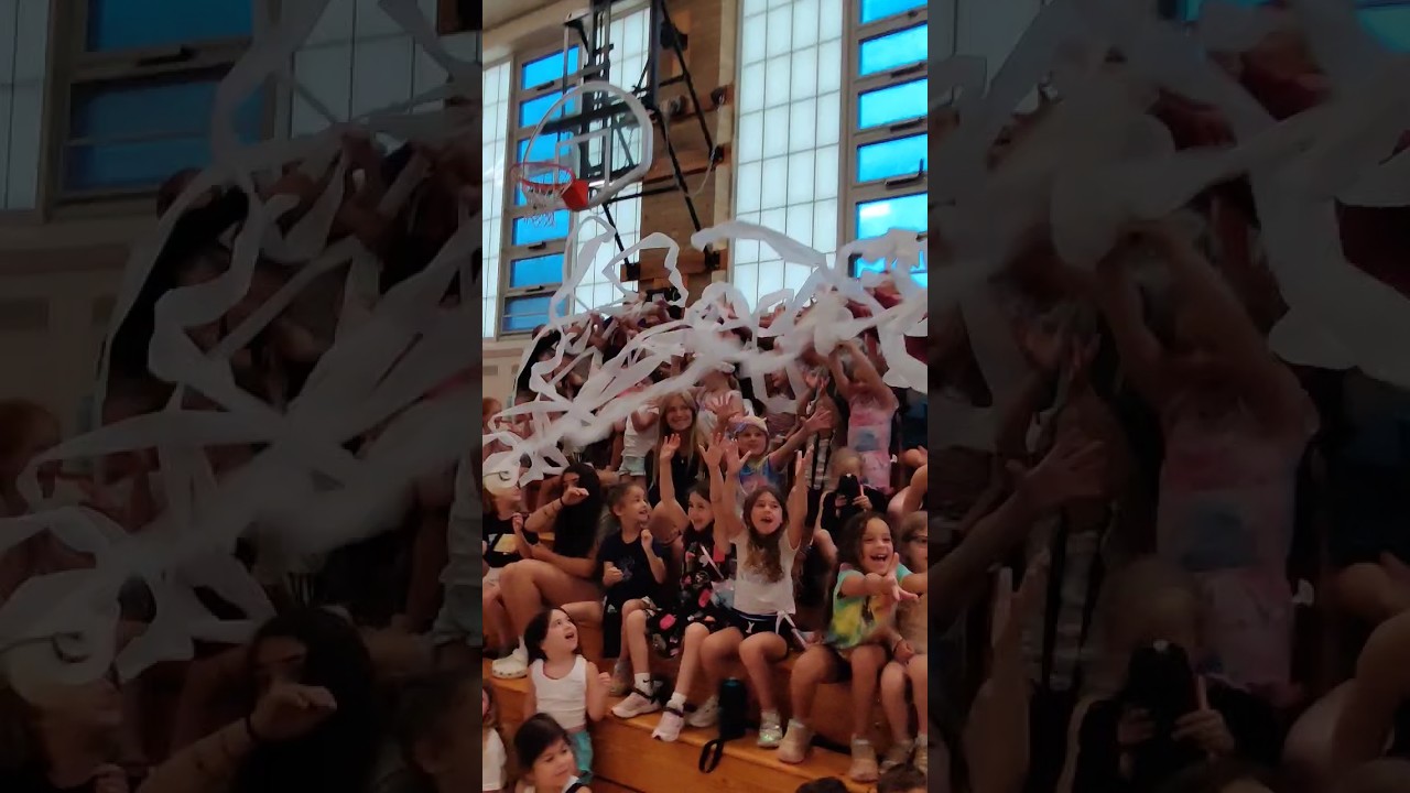flying toilet paper science 🤩😎 #scienceexperiment #summercamp #comedy #sciencefun #magicalscience