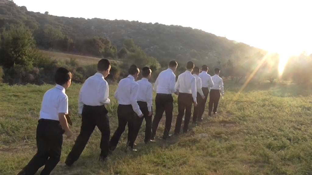 Shira Chadasha Boys Choir Gam Ki Eilech