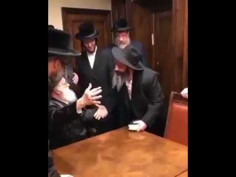 Sholom Rubashkin Visiting Munkatcher Rebbe
