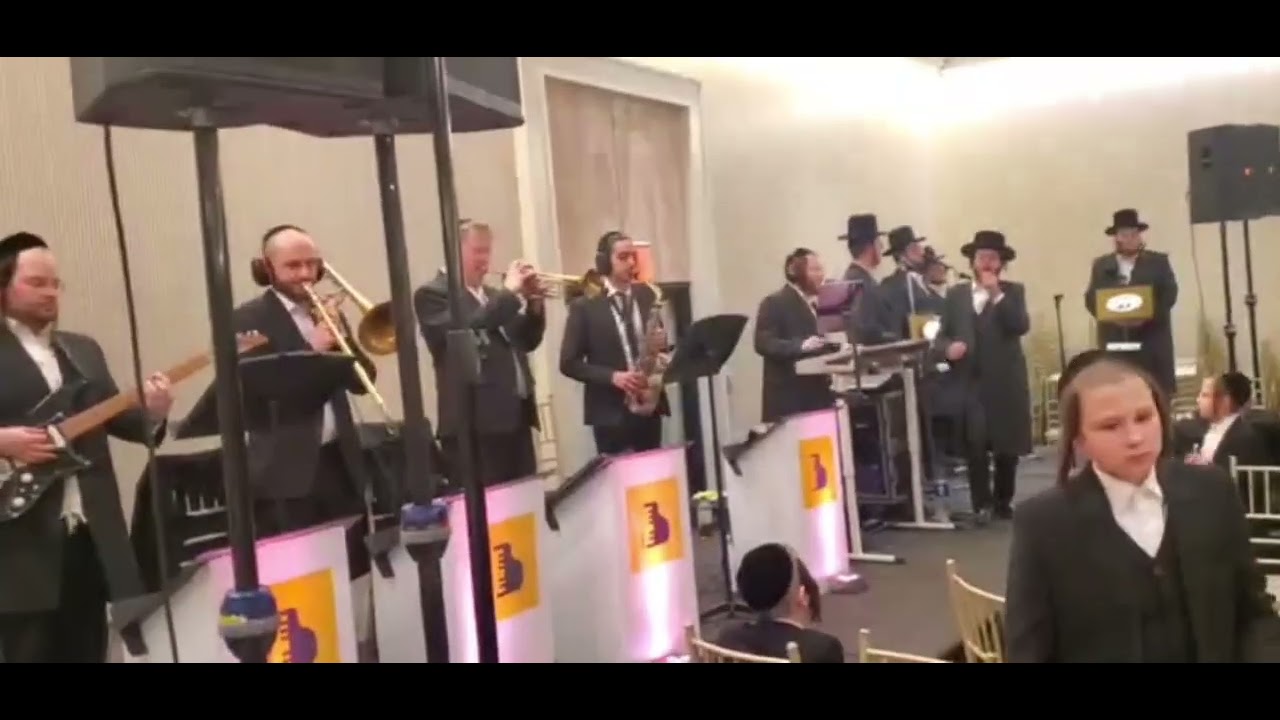 בנצי ועבערמאן עם התזמורת של אברומי ברקו ומקהלת ידידים