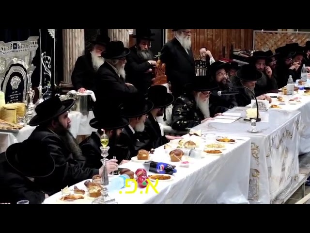 Sanz Rebbe Reading Tenoim