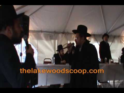 Achim Brodt Singing At Bais Rochel Even Hapinah