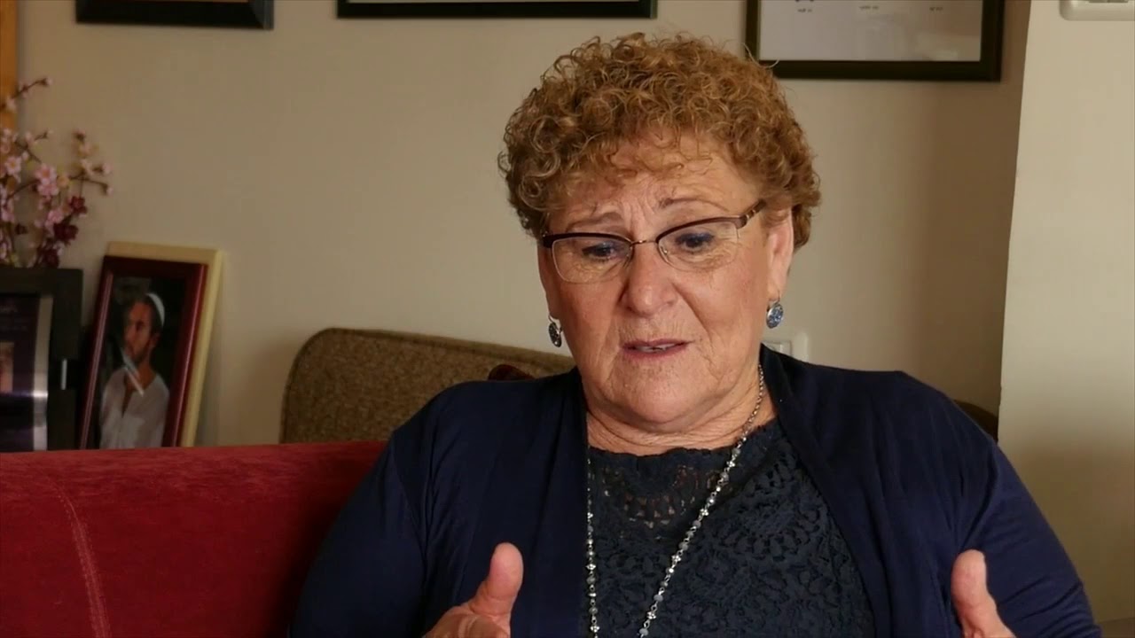 Yizkereim - Miriam Peretz
