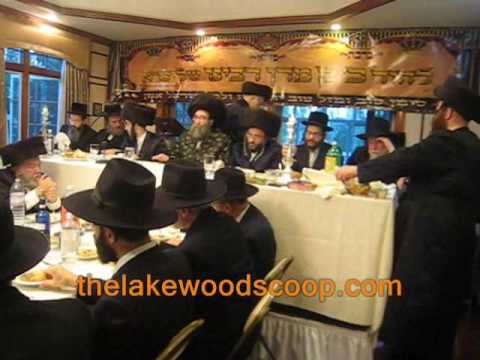 Spinka Rebbe At Daughters Sheva Brachos With Brodt Brothers