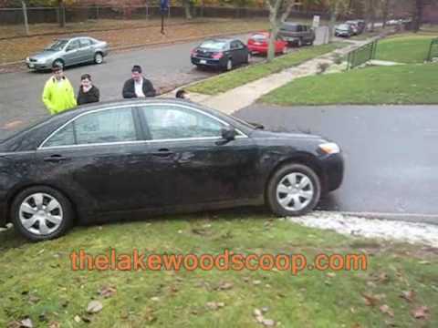 Chaveirim At Work Getting Car Back On Its Wheels