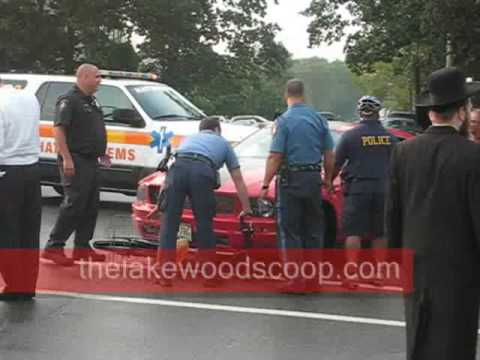 Pedestrian Struck scene 7th x Clifton removing bike from car