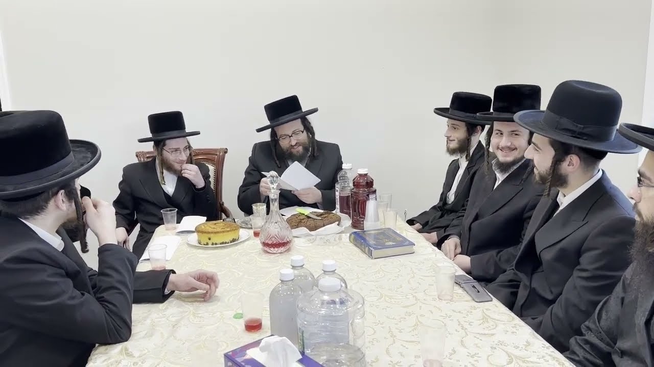 ר' יואל רוטה - קביעת מזוזה בית הוראה קרית ברסלב - ה' ויצא תשפ''ד - R' Yoel Roth
