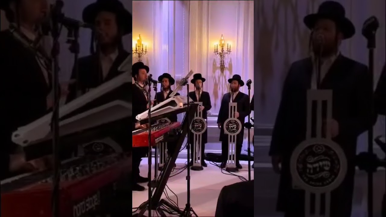 Motty steinmetz in the USA with shira  choir  and the Mendy  Hershkovits bend. Hagidu lee
