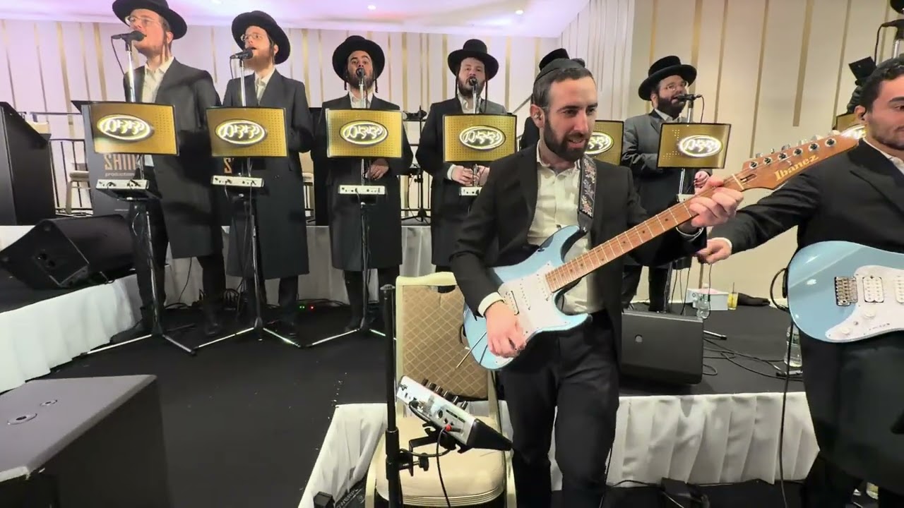 Hershey Langsam on the keys & Beri Weber @ Yoely Stein & Mendlowitz