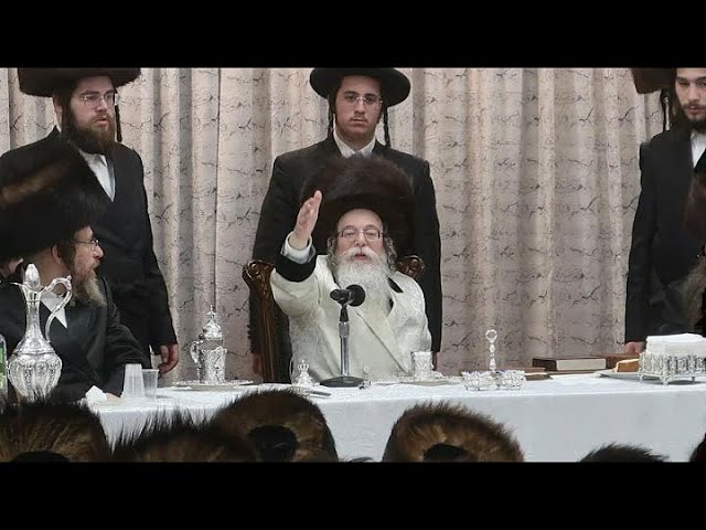 נַחֲמוּ נַחֲמוּ עַמִּי יֹאמַר אֱלֹקֵיכֶם • סעודת הודאה מוצש"ק נחמו בחצה"ק סקולען וויליאמסבורג תשפ"ד