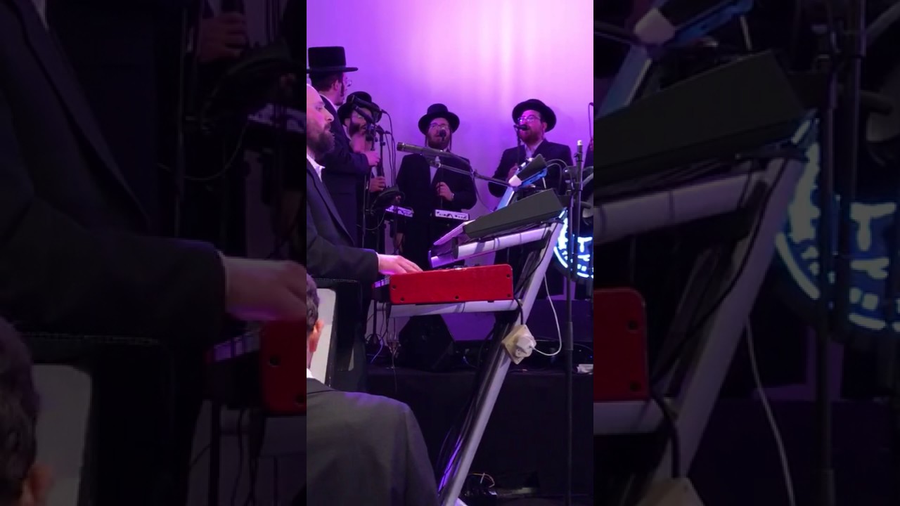 Shmueli Ungar and Shira choir and freilech band rocking the house by a wedding #5