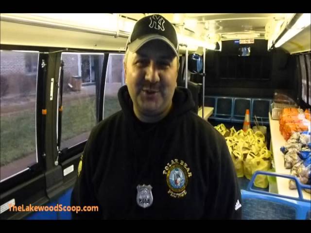 PBA Local 71 Officers Deliver Thanksgiving Dinner to the Needy