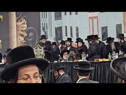 חנוכת הבית לישיבת בית הילל במאנסי בראשות כ"ק גאב"ד וואדריטש שליט"א