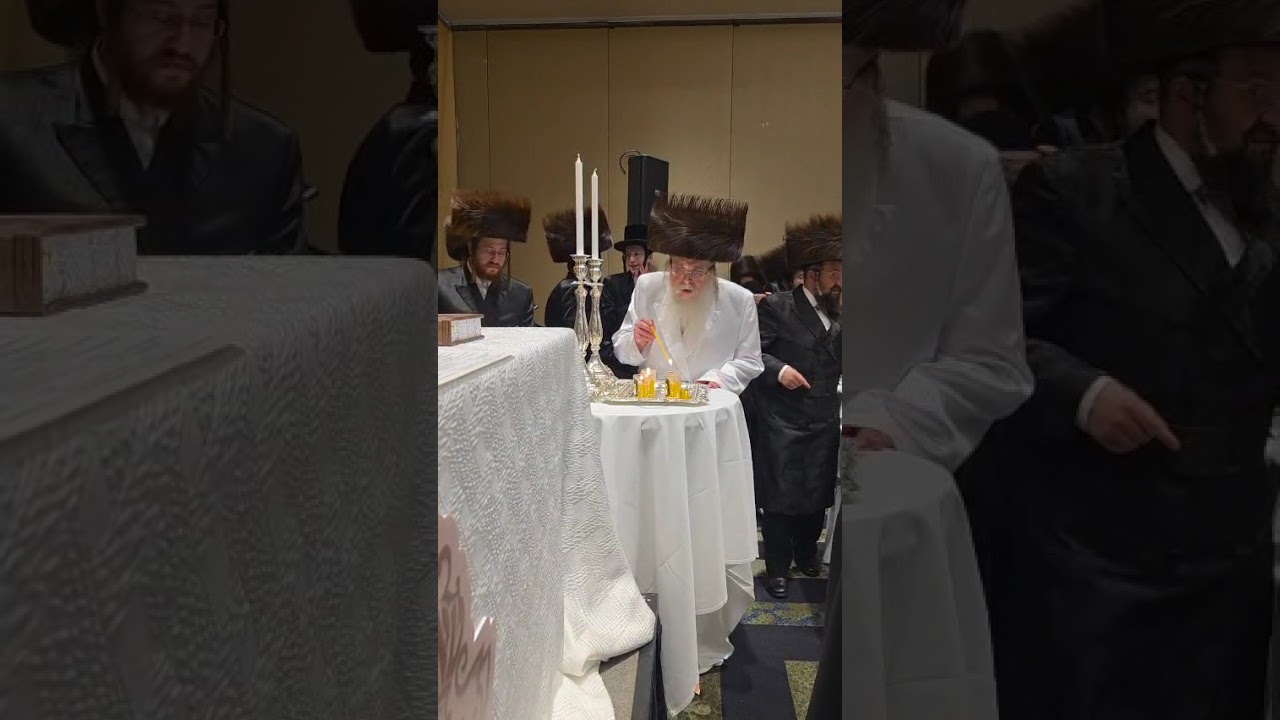 Tosh Rebbe Lighting Shabbos Candles