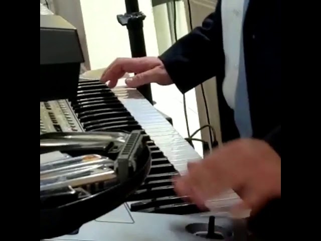Adama V'Shamayim (Matt Dubb) אהיים