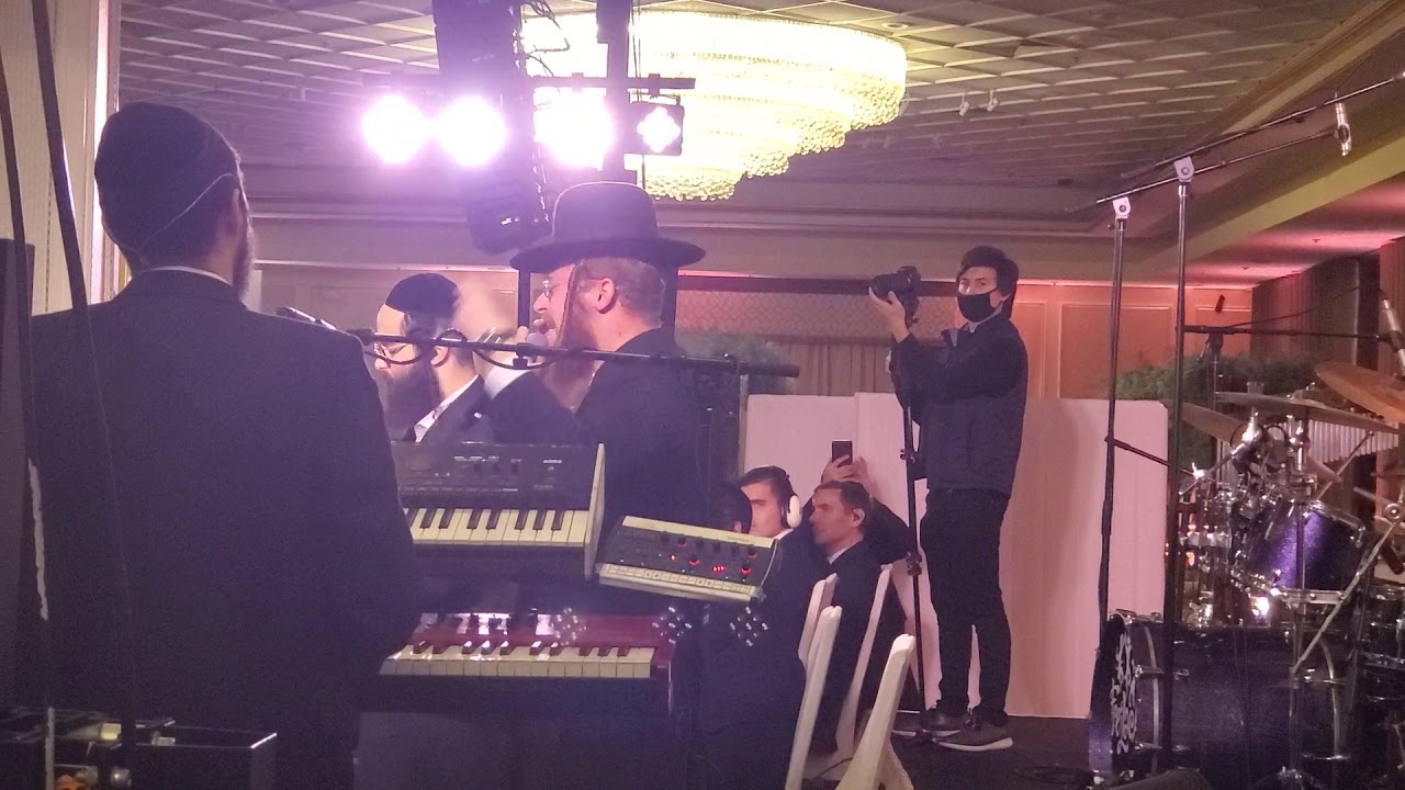 LIVE! Kruvim Elyonim - Avrum Mordche Schwartz כרובים עליונים אברהם מרדכי שווארץ