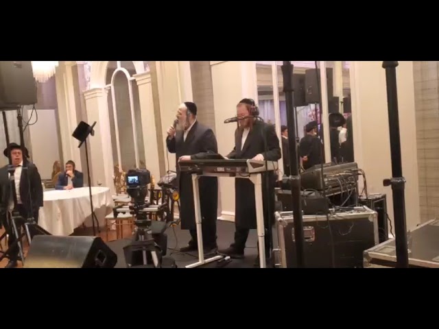 ר שלמה טויסיג עם הקלידן אברומי ברקו