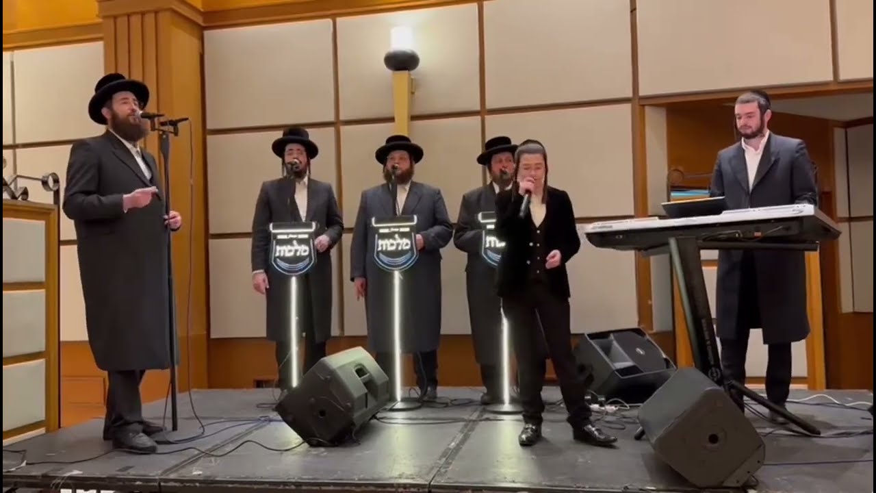 הילד הפלא בנצי קלצקין עם הקלידן צביקי רובין ומקהלת מלכות בביצועים מרהיבים ומרגשים