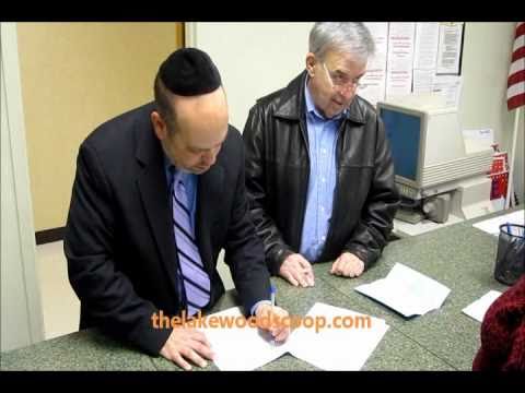 Deputy Mayor Steven Langert & Hal Halverson Sign Petition Running For Republican Primary