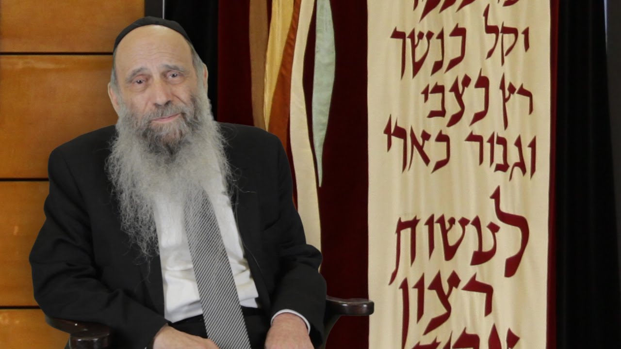 Does God Enjoy Simchas Torah Too? - a Simchas Torah 2016 Message by Rabbi Mintz