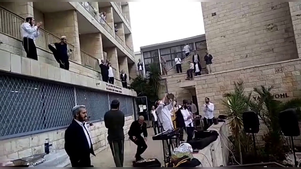 How They Do Weddings In Israel, In Times Of The Coronavirus