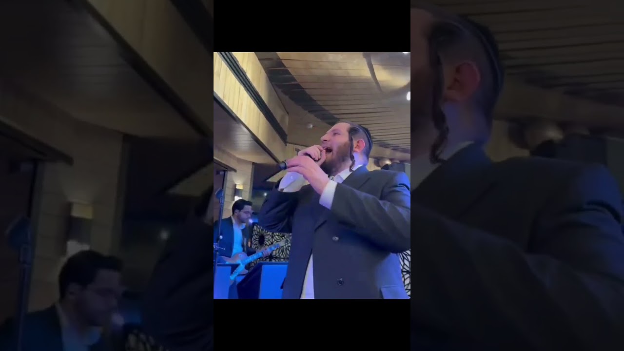 שמוליק קליין עם התזמורת של שמחה אברמצ׳יק
