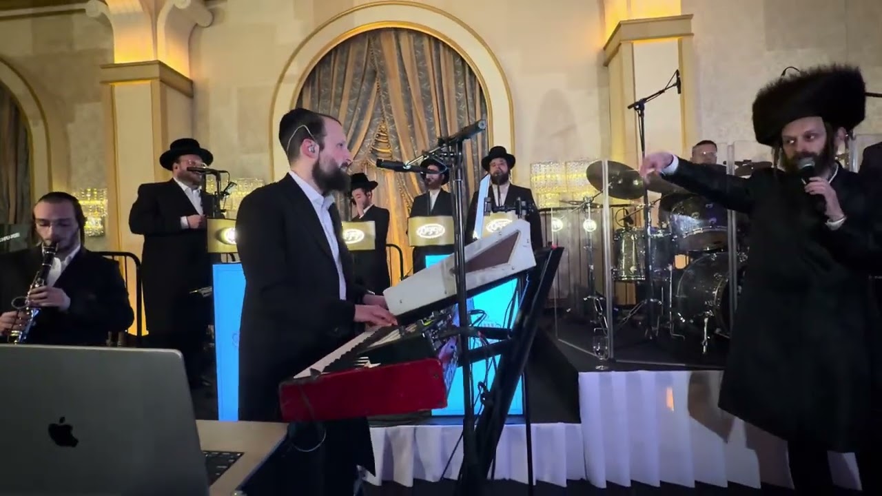 Freilach band & Shimmy Engel @ Shimon Shea Zeiglhiem & Trisk