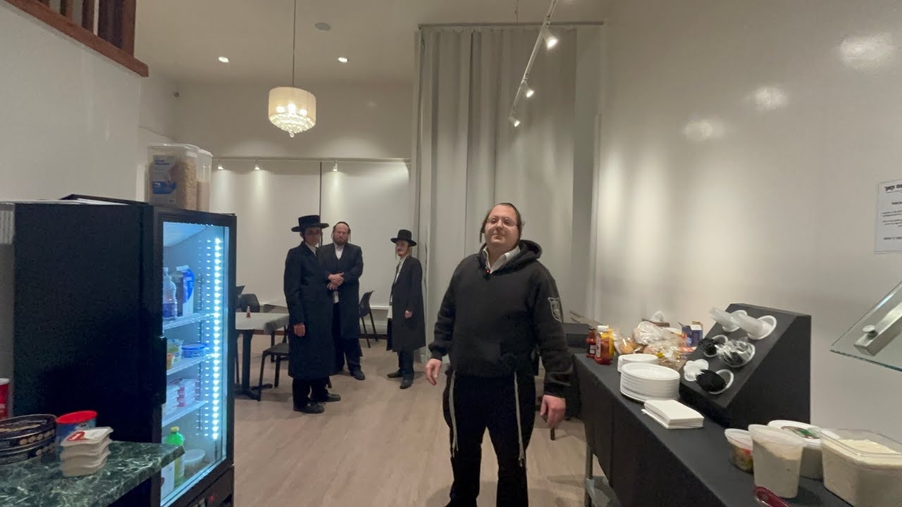 Incredible! No Yid should go hungry, Reb Shayala's Kitchen in Montreal