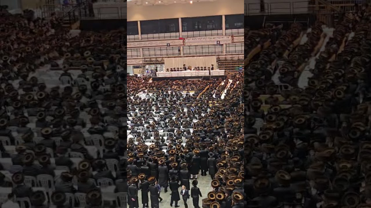 Motzei Simchas Torah 5786 in Skver