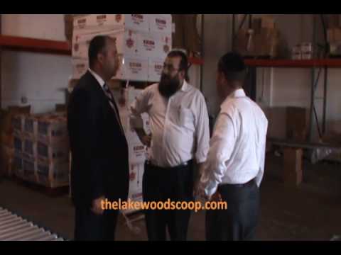 Investors Savings Bank Visits Tomchei Shabbos Warehouse Sukkas Distribution