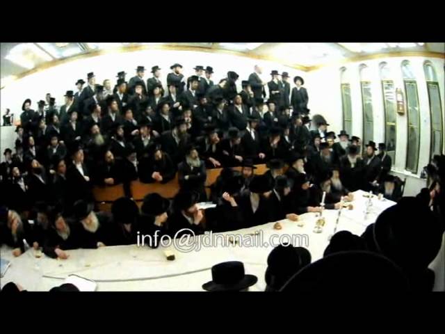Shomrei Emunim Rebbe Conducting Yurtzeit Tish For His Father -   Nissan 5772