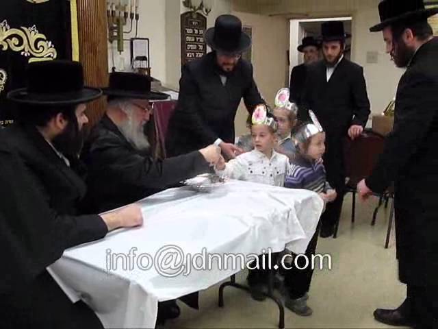 Chanuka Children's Gathering 5772 With Viener Rebbe