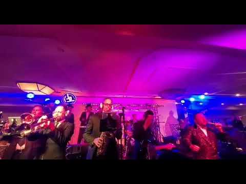 Lipa Schmeltzer, Freilach Band, Lev Choir|ליפא שמעלצר, תזמורות פרייליך, מקהלות לב