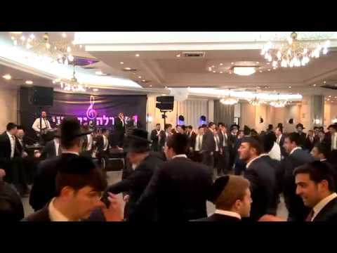 אייל טויטו & אהרלה נחשוני מחרוזת להיטים - א'  2019