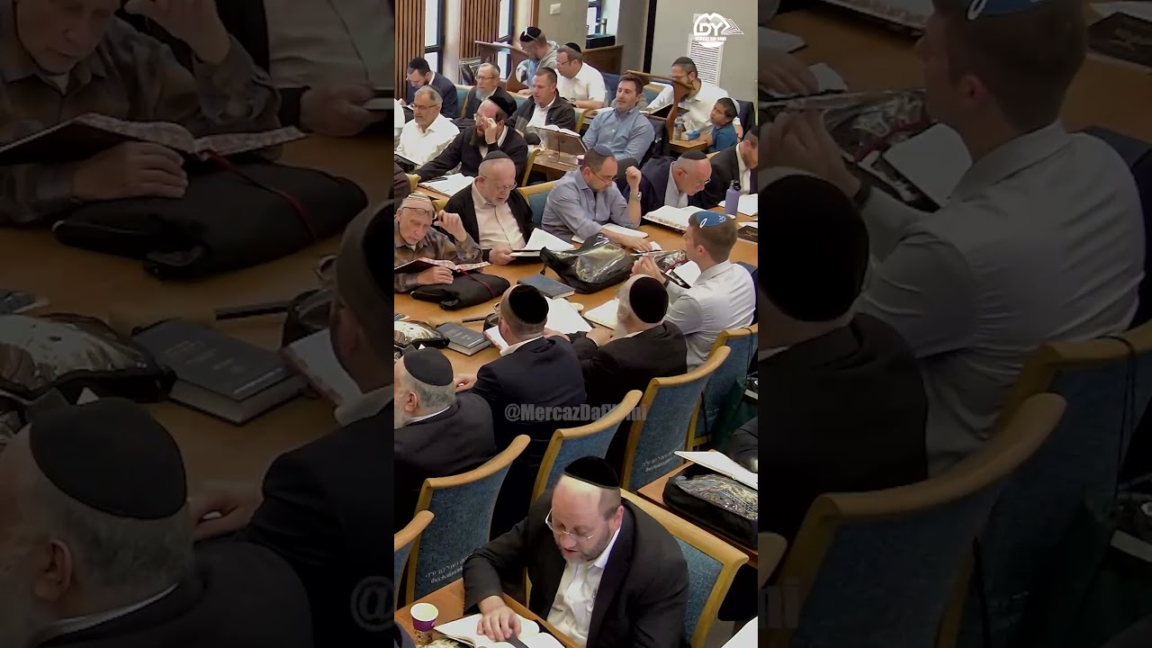 כשהשירה מתפרצת מתוך הדף היומי