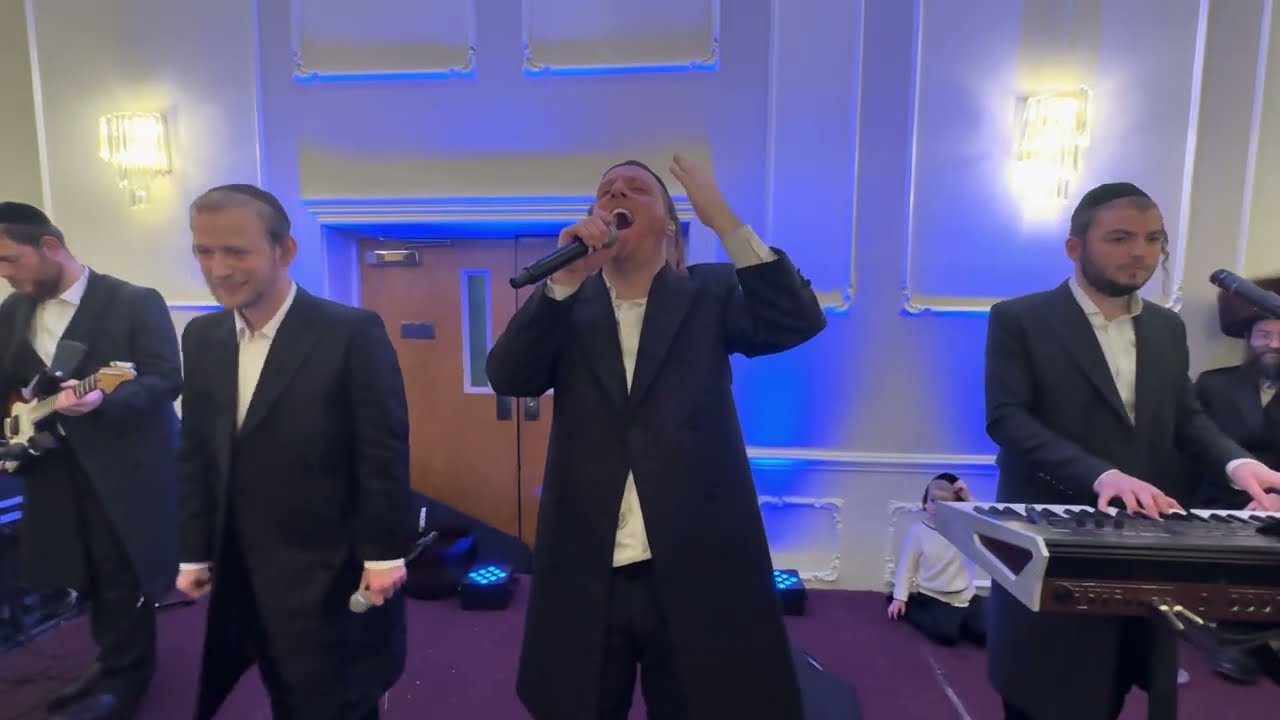 Bayer & Frank Wedding | Singer Lipa Schmeltzer and Sruly Green | Leibish Posen on the keys