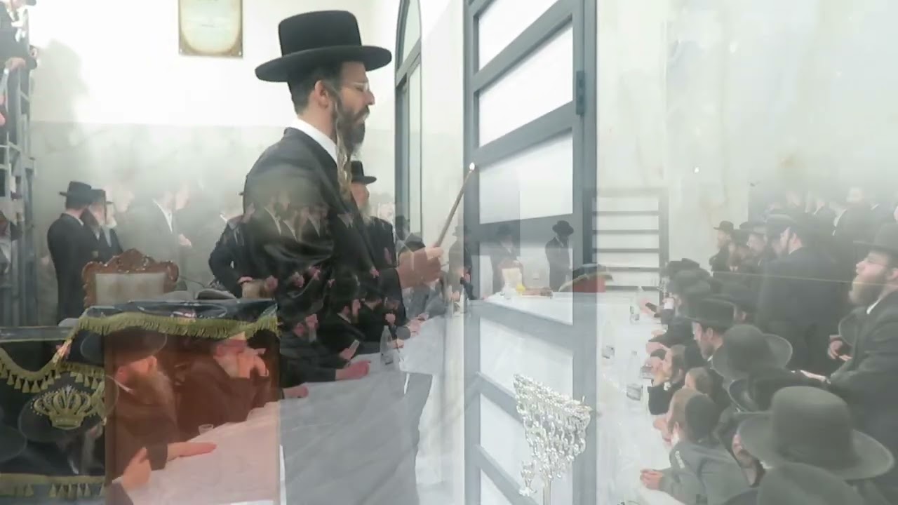 חנוכה: הדלקת נר ראשון בחצה''ק זוועהיל (תשפ''ד)